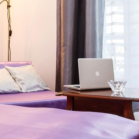 City Center Apartment With Balcony 베오그라드 외부 사진