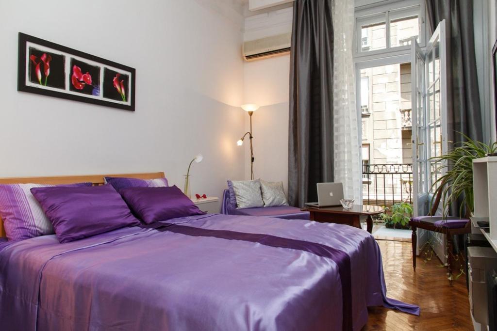 City Center Apartment With Balcony 베오그라드 외부 사진