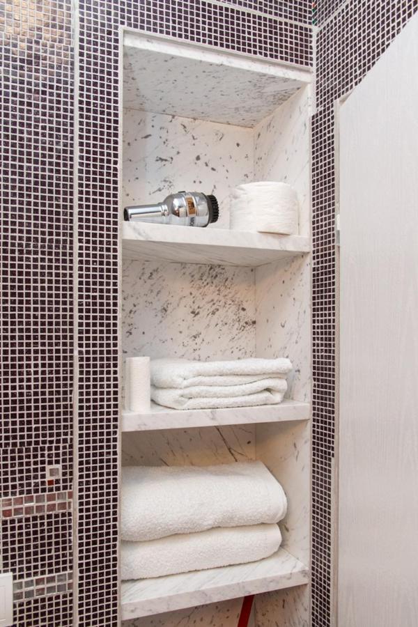 City Center Apartment With Balcony 베오그라드 외부 사진