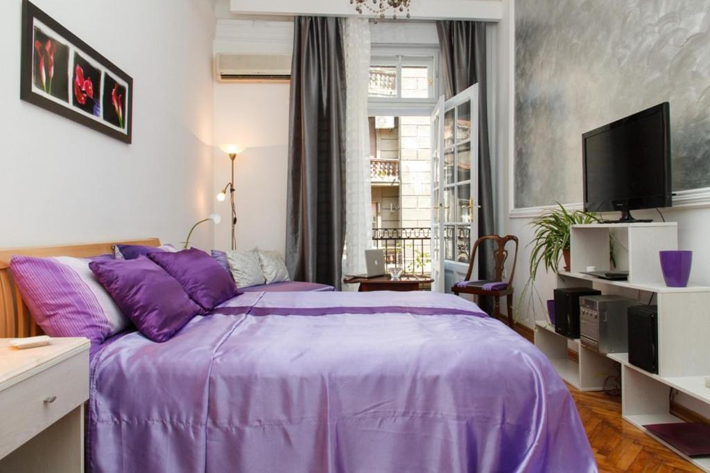 City Center Apartment With Balcony 베오그라드 외부 사진